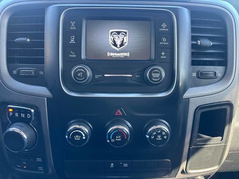 Used 2015 RAM 1500 Express image 41