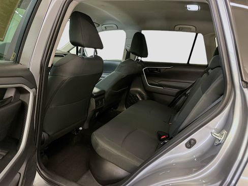 Used 2025 Toyota RAV4 LE image 29
