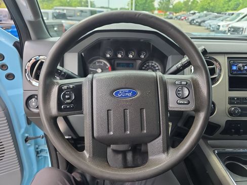 Used 2014 Ford F550 4x4 Crew Cab Super Duty image 24