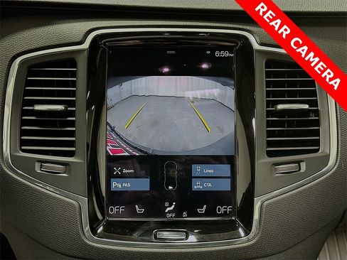 Used 2020 Volvo XC90 T5 Momentum image 14