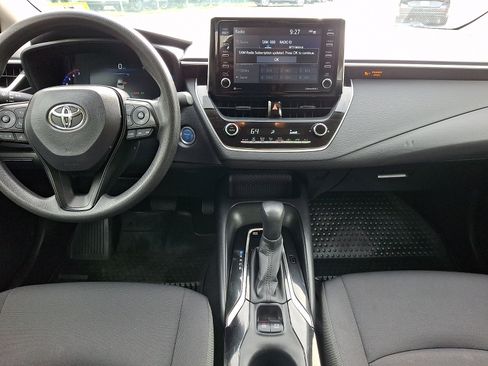Used 2021 Toyota Corolla LE FWD image 15