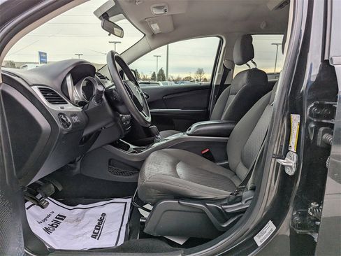 Used 2012 Dodge Journey SXT w/ Flexible Seating Group image 12