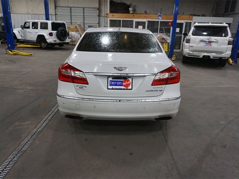 Used 2012 Hyundai Genesis 5.0 image 20