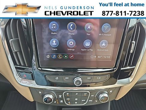 Used 2023 Chevrolet Traverse Premier image 20