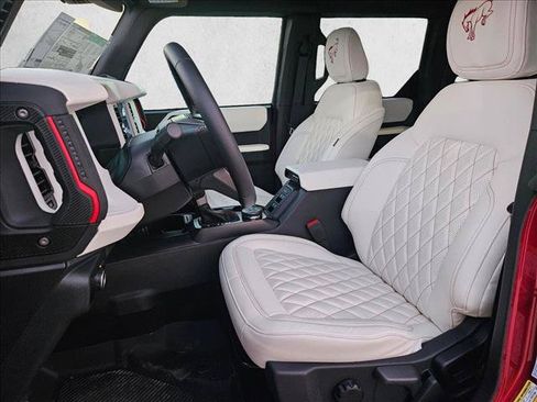 New 2025 Ford Bronco Heritage Edition AWD/4WD image 4