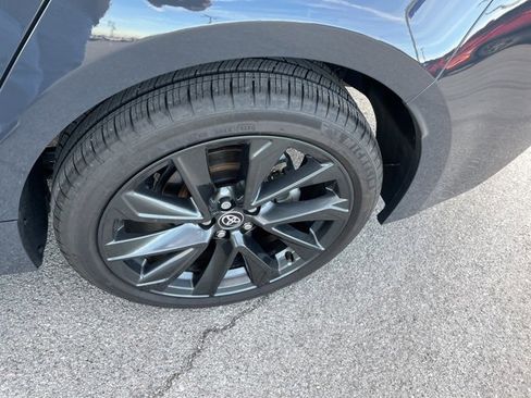 Used 2025 Toyota Corolla SE image 15