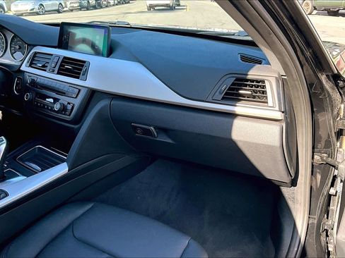 Used 2014 BMW 320i Sedan image 18
