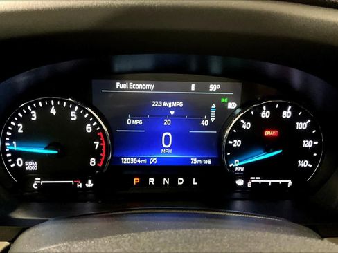 Used 2021 Ford Explorer XLT w/ Equipment Group 202A RWD image 26