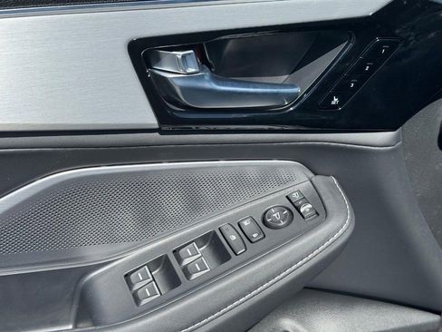 Certified 2026 Acura MDX SH-AWD w/ Technology Package image 18