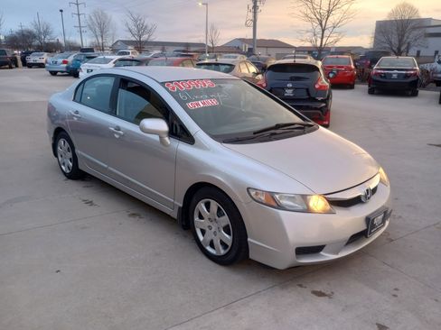 Used 2011 Honda Civic LX image 3