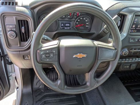 Used 2025 Chevrolet Silverado 1500 W/T RWD image 13