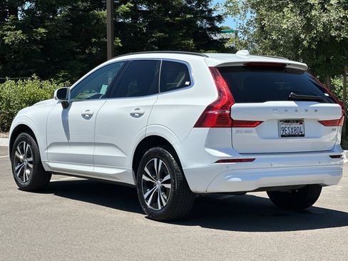 Used 2023 Volvo XC60 B5 Core w/ Protection Package Premier FWD image 6