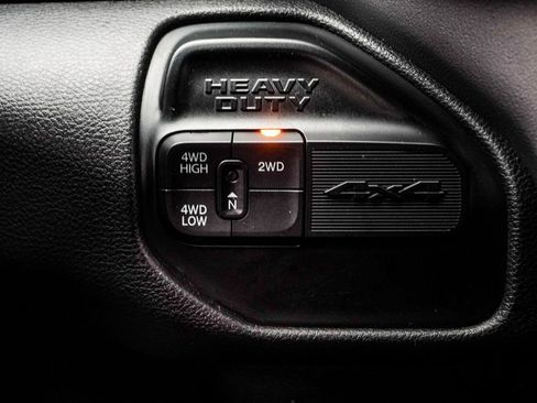 Used 2022 RAM 2500 Big Horn AWD/4WD image 20