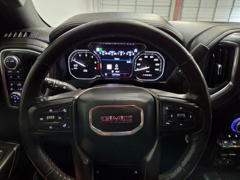 Used 2021 GMC Sierra 1500 AT4 w/ AT4 Premium Package AWD/4WD image 47