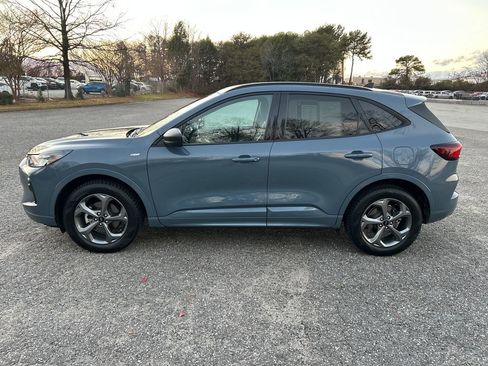 Used 2023 Ford Escape ST-Line w/ Tech Pack #1 image 2