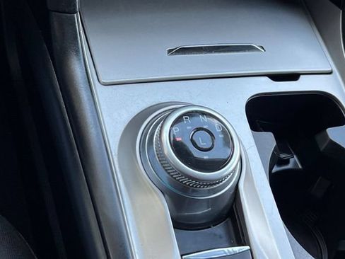 Used 2022 Ford Explorer XLT RWD image 25