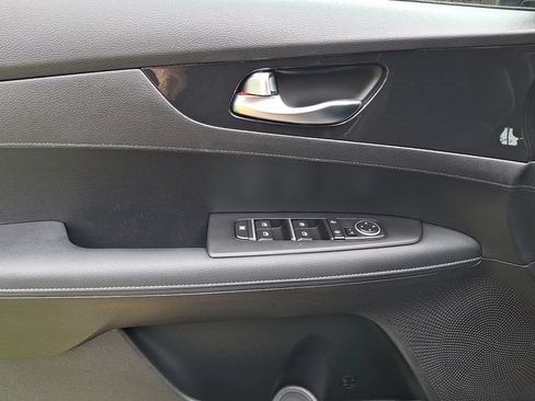 Certified 2023 Kia Forte GT-Line w/ GT-Line Technology Package FWD image 12
