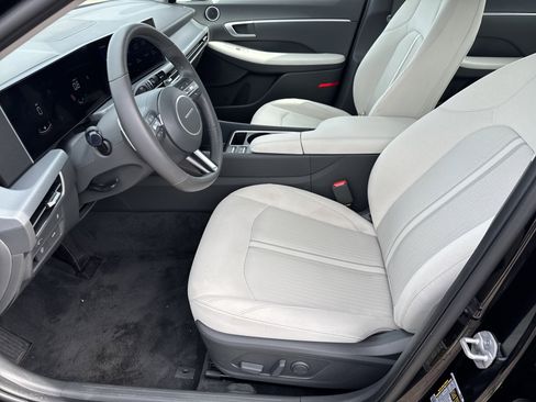 Certified 2026 Hyundai Sonata SEL FWD image 5