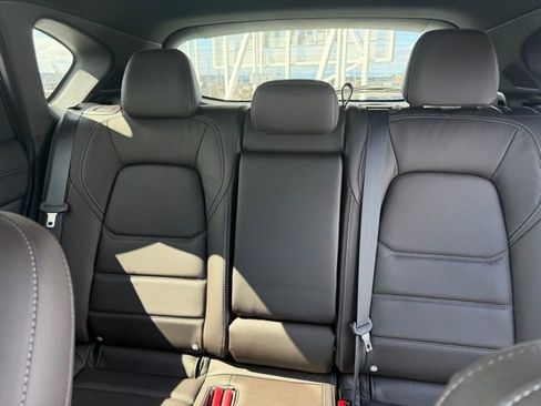 Used 2025 MAZDA CX-5 Signature image 11