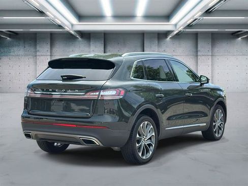 Used 2022 Lincoln Nautilus Reserve AWD/4WD image 27
