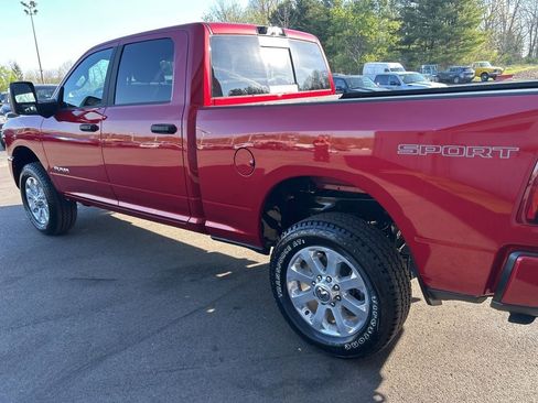 New 2026 RAM 2500 Big Horn AWD/4WD image 4