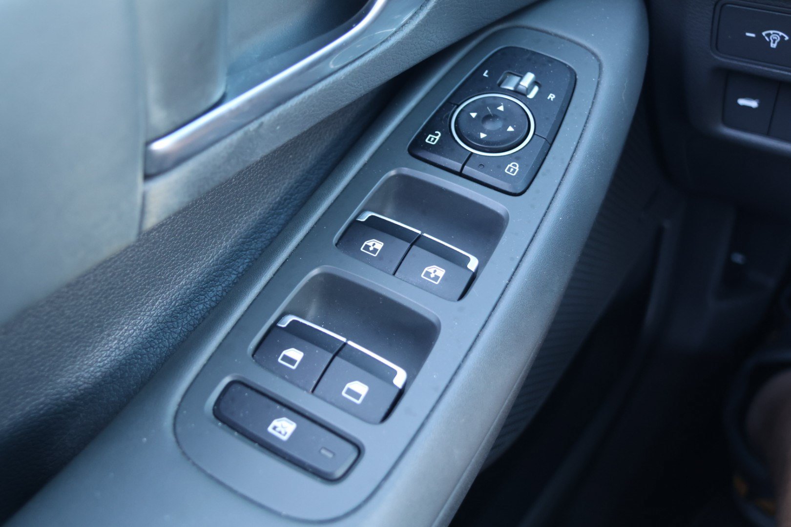 Used 2020 Hyundai Sonata SEL Plus w/ Tech Package FWD image 14