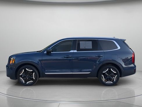 Used 2024 Kia Telluride S w/ S Sunroof Package FWD image 43