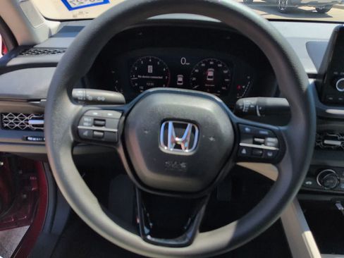 Used 2025 Honda Accord SE image 12