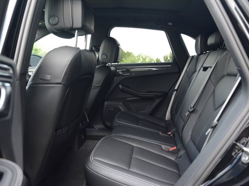Certified 2026 Porsche Macan Turbo AWD/4WD image 31