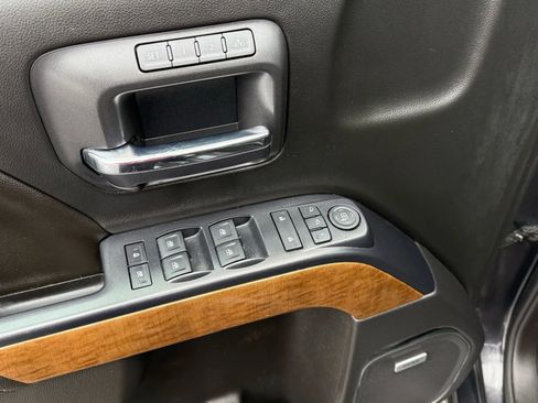 Used 2015 Chevrolet Silverado 1500 LTZ w/ LTZ Plus Package image 17