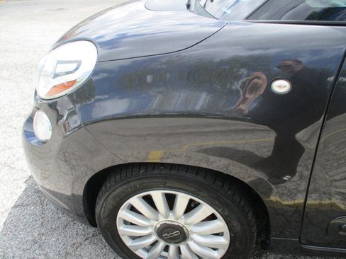 Used 2014 FIAT 500L Easy w/ Popular Equipment Group FWD image 13