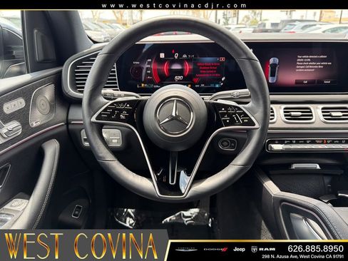 Used 2025 Mercedes-Benz GLS 450 4MATIC image 15