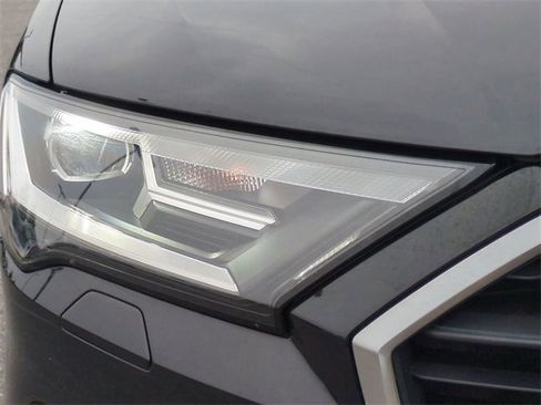 Used 2020 Audi Q7 3.0T Premium Plus w/ Premium Plus Package image 10