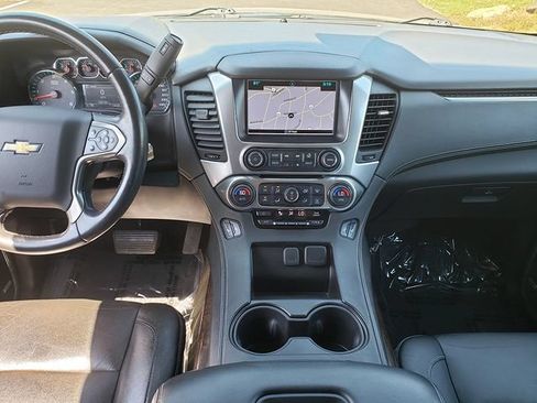 Used 2017 Chevrolet Suburban LT AWD/4WD image 14