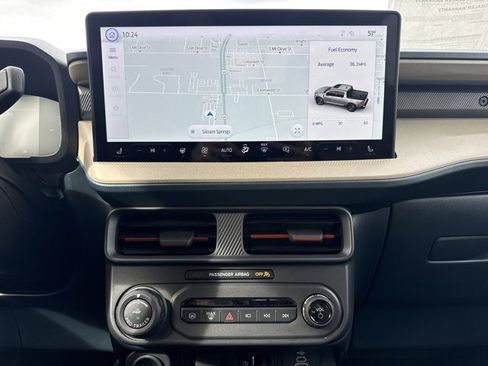 Used 2025 Ford Maverick Lariat image 18