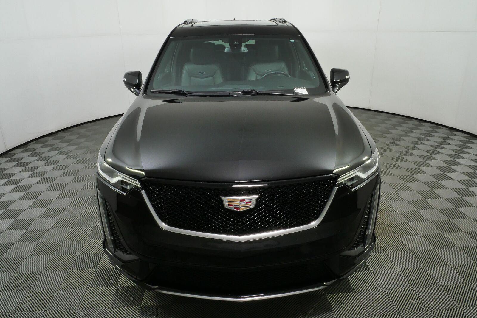 Used 2025 Cadillac XT6 Sport AWD/4WD image 35
