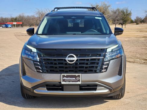 New 2026 Nissan Pathfinder SL image 6