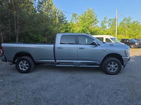 Used 2019 RAM 2500 Big Horn AWD/4WD image 2