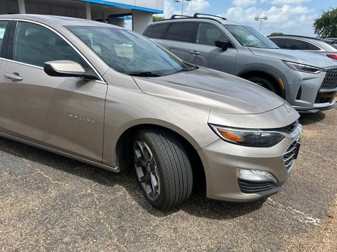 Used 2024 Chevrolet Malibu LT FWD image 27