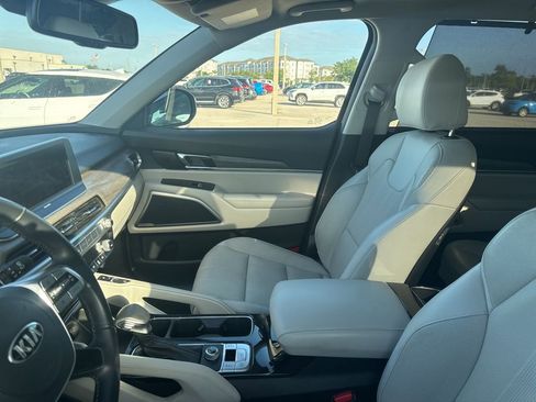 Certified 2021 Kia Telluride EX image 11