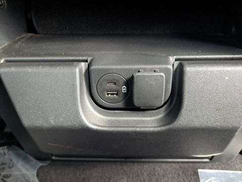 Used 2023 Ford F150 XLT image 28