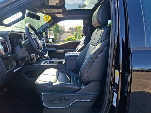 Used 2025 Ford F250 Platinum AWD/4WD image 13