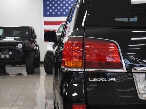 Used 2008 Lexus LX 570 4WD image 21