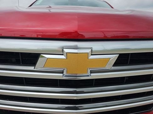 New 2026 Chevrolet Silverado 1500 High Country w/ Technology Package AWD/4WD image 32
