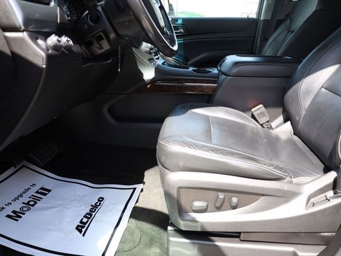 Used 2016 Chevrolet Tahoe LT image 11