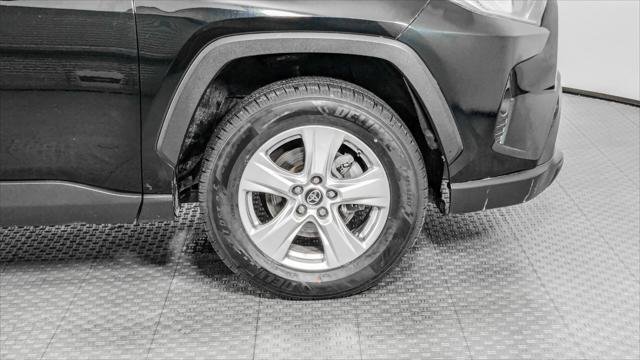 Used 2019 Toyota RAV4 XLE FWD image 34