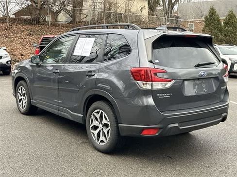 Certified 2023 Subaru Forester Premium image 22