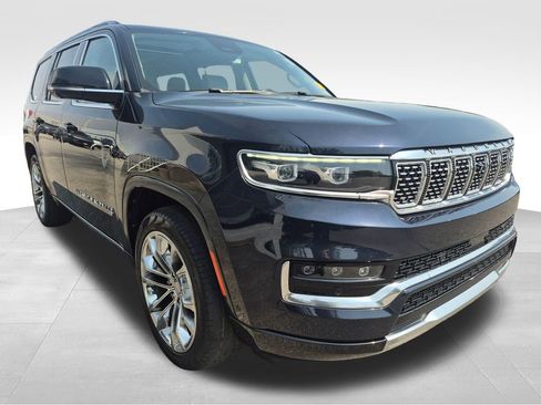 Used 2023 Jeep Grand Wagoneer Series II AWD/4WD image 4