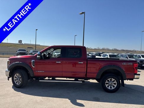 Used 2019 Ford F250 Lariat w/ Tow Technology Bundle image 3