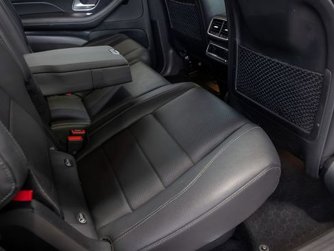 Used 2023 Mercedes-Benz GLS 450 4MATIC image 87